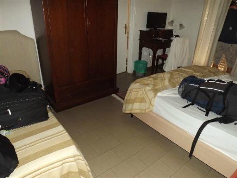 Tk Hotel - Ex Ares San Giovanni La Punta Ngoại thất bức ảnh