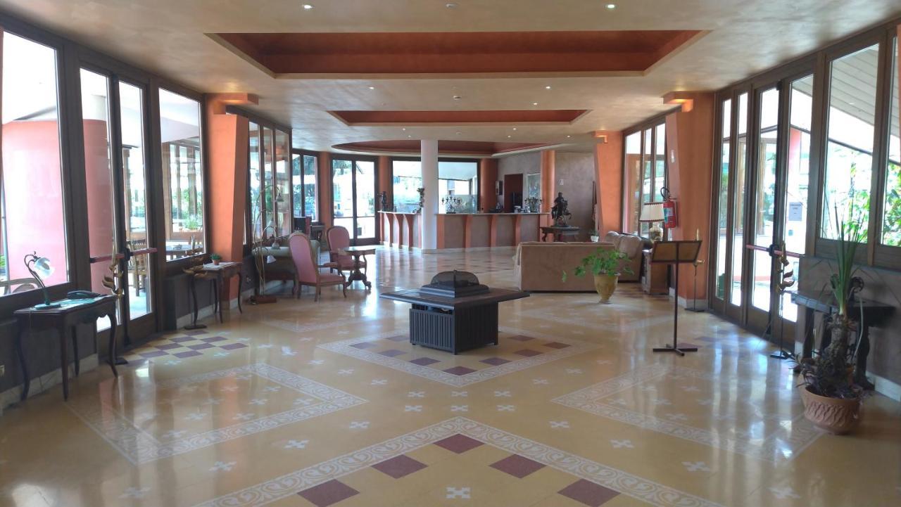 Tk Hotel - Ex Ares San Giovanni La Punta Ngoại thất bức ảnh