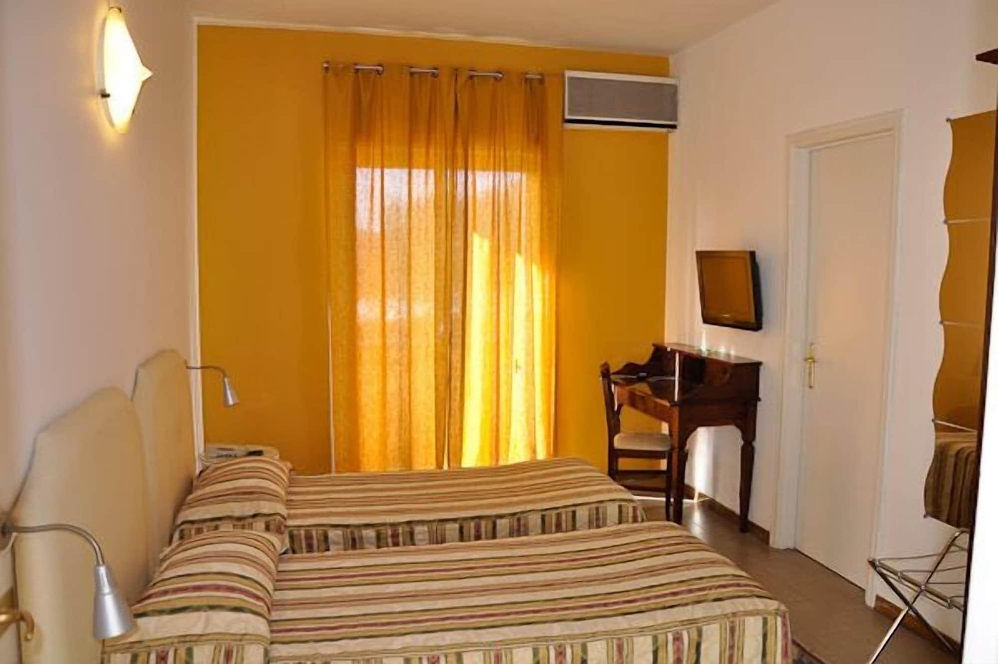 Tk Hotel - Ex Ares San Giovanni La Punta Ngoại thất bức ảnh