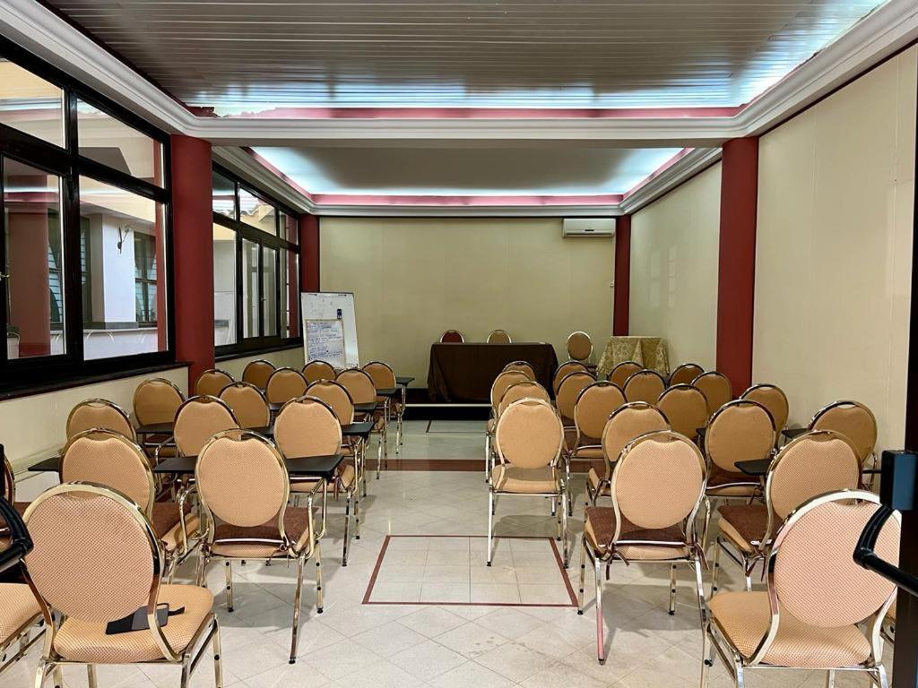 Tk Hotel - Ex Ares San Giovanni La Punta Ngoại thất bức ảnh